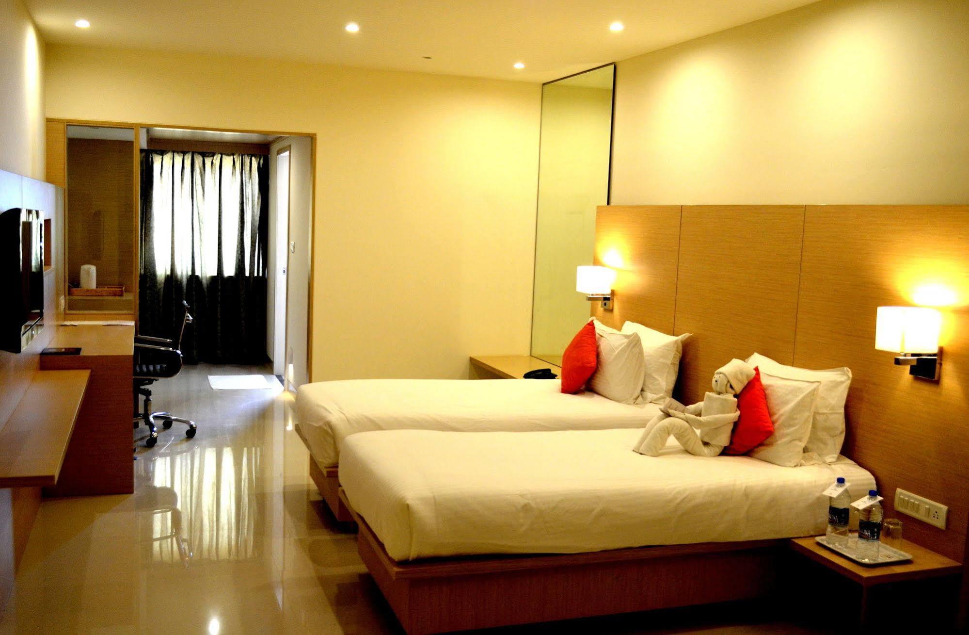 Regency Tiruttani By Grt Hotels Thiruttani Εξωτερικό φωτογραφία