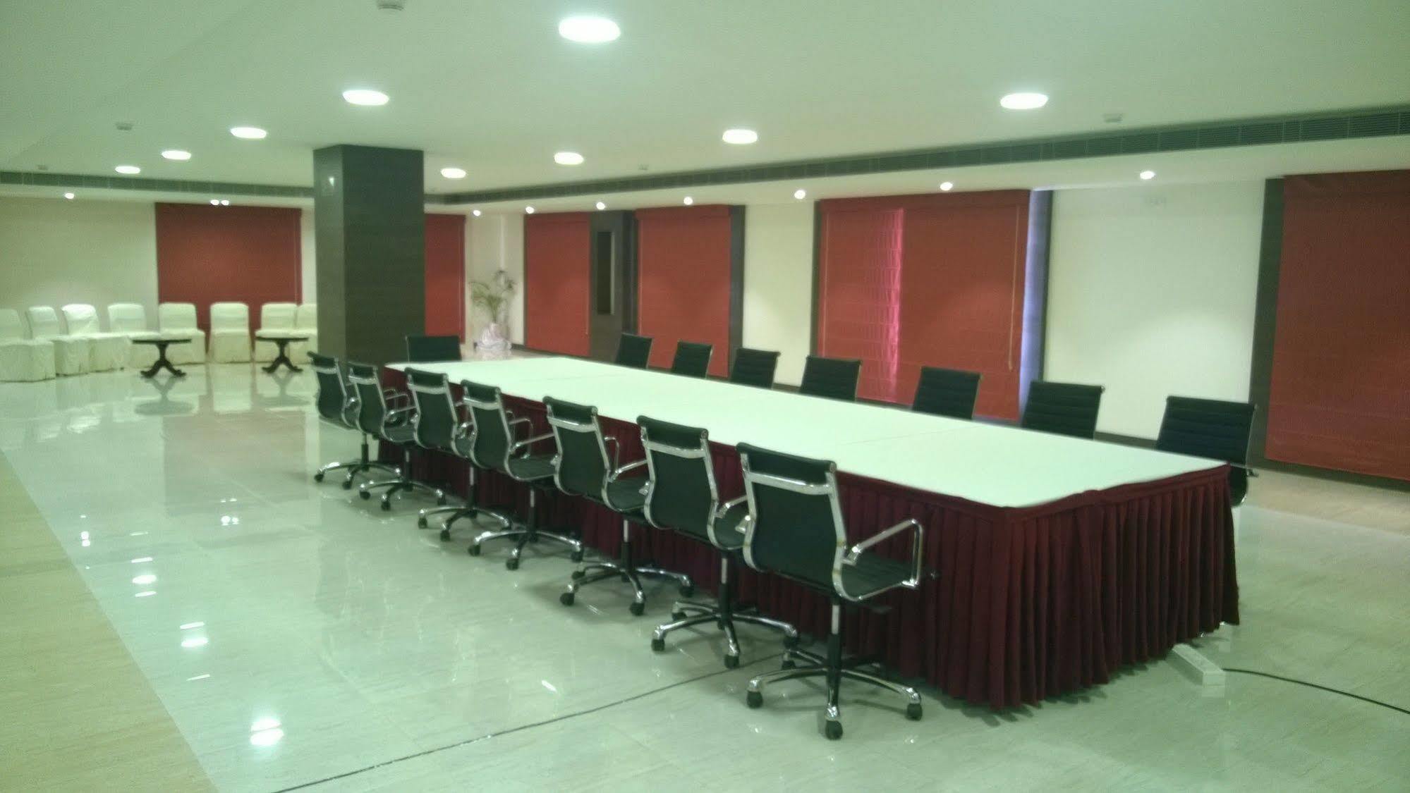 Regency Tiruttani By Grt Hotels Thiruttani Εξωτερικό φωτογραφία