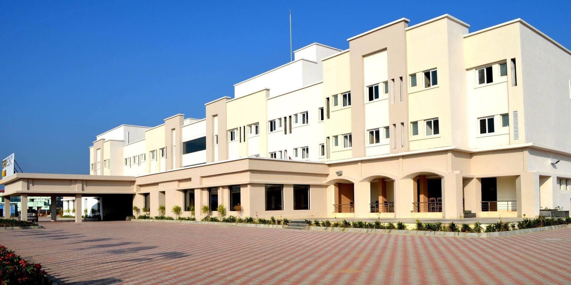 Regency Tiruttani By Grt Hotels Thiruttani Εξωτερικό φωτογραφία